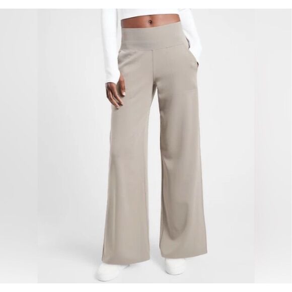 Athleta Pants - Athleta wide slit leg tan pull on pants pockets large